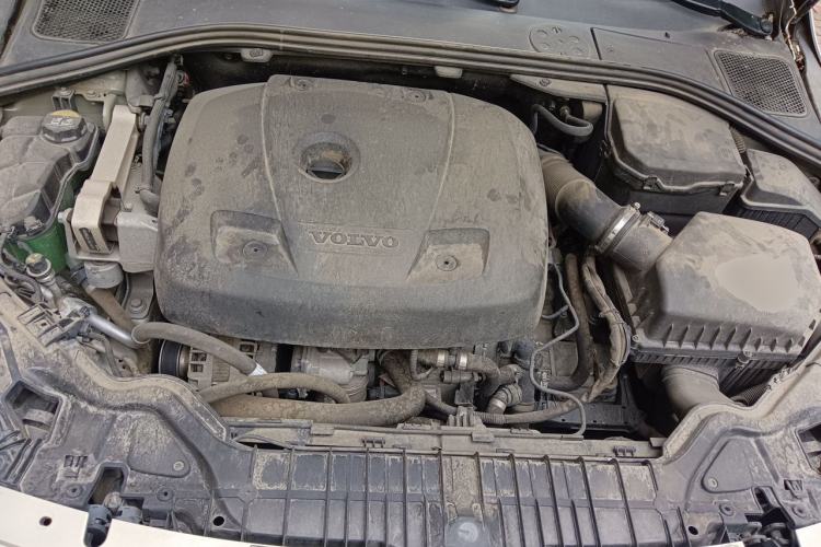 Used Volvo S60 2017 S60L T4 Smart Range Edition Engine Bay