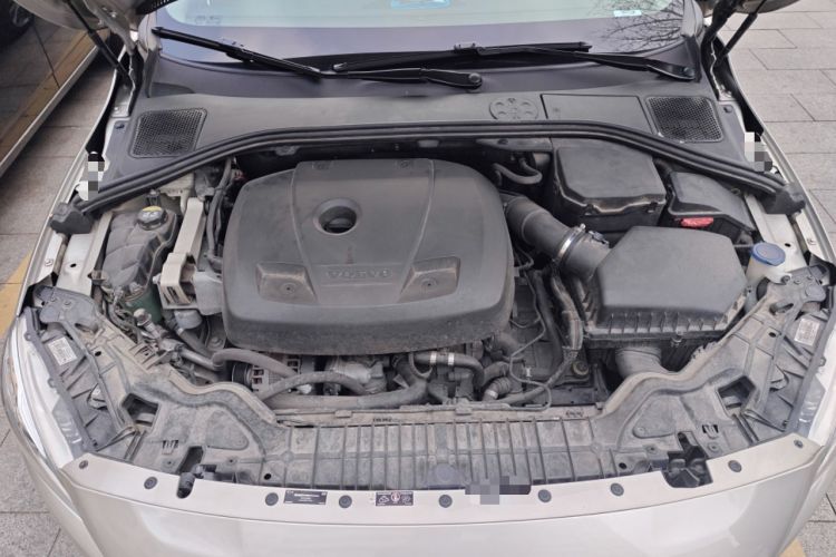 Used Volvo S60 2017 S60L T4 Smart Range Edition Engine Bay