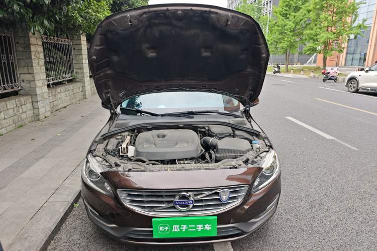 Used Volvo S60 2017 S60L T3 Smart Upgrade Edition Engine Bay
