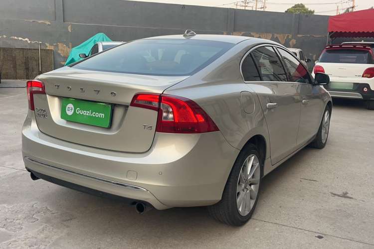 Used Volvo S60 2017 S60L T4 Smart Range Edition Exterior 2