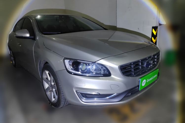 Used Volvo S60 2017 S60L T5 Intelligent Drive Edition Front Right 45 Deg