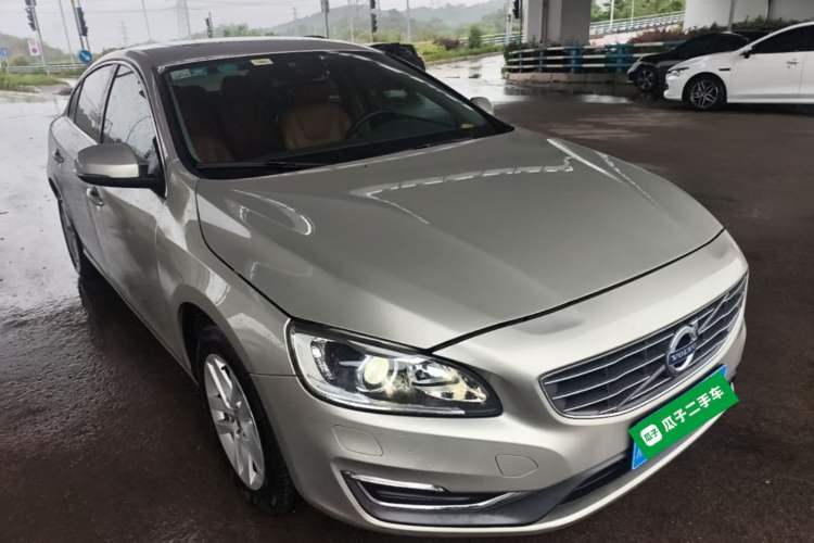 Used Volvo S60 2017 S60L T3 Smart Upgrade Edition Front Right 45 Deg