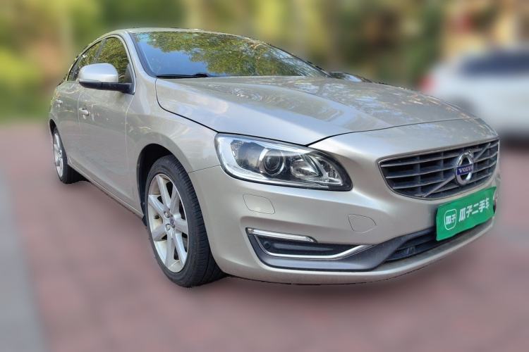 Used Volvo S60 2017 S60L T5 Intelligent Drive Edition Front Right 45 Deg