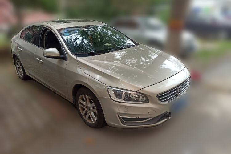 Used Volvo S60 2017 S60L T3 Smart Drive Edition Front Right 45 Deg