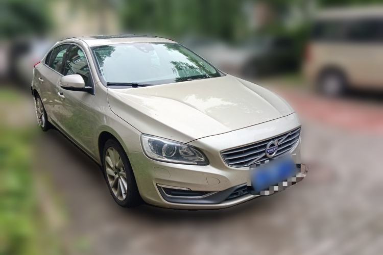 Used Volvo S60 2017 S60L T4 Smart Range Edition Front Right 45 Deg