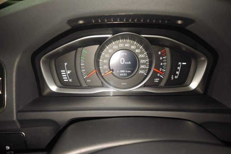 Used Volvo S60 2017 S60L T3 Smart Upgrade Edition Instrument Cluster