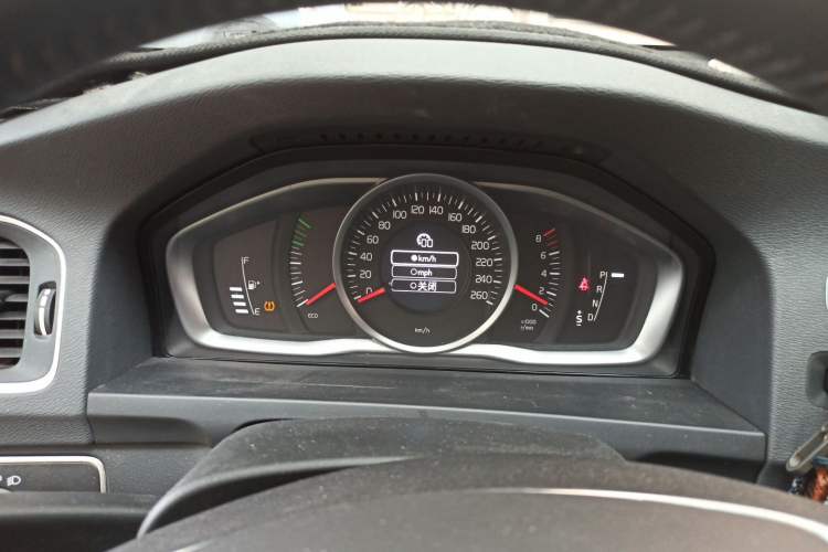 Used Volvo S60 2017 S60L T3 Smart Drive Edition Instrument Cluster
