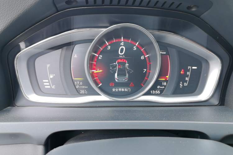 Used Volvo S60 2017 S60L T4 Smart Range Edition Instrument Cluster
