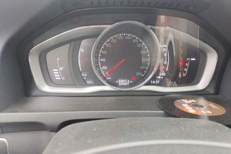 Used Volvo S60 2017 S60L T4 Smart Range Edition Instrument Cluster