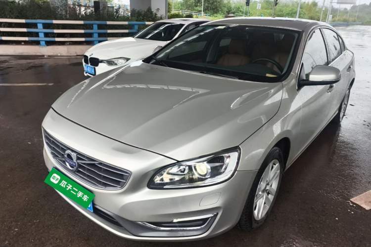 Used Volvo S60 2017 S60L T3 Smart Upgrade Edition Guazi used car, China used car export, Used car for sale, Used cars, Cheapest cars for sale