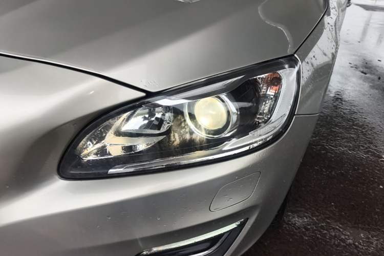 Used Volvo S60 2017 S60L T3 Smart Upgrade Edition Left Front Headlight