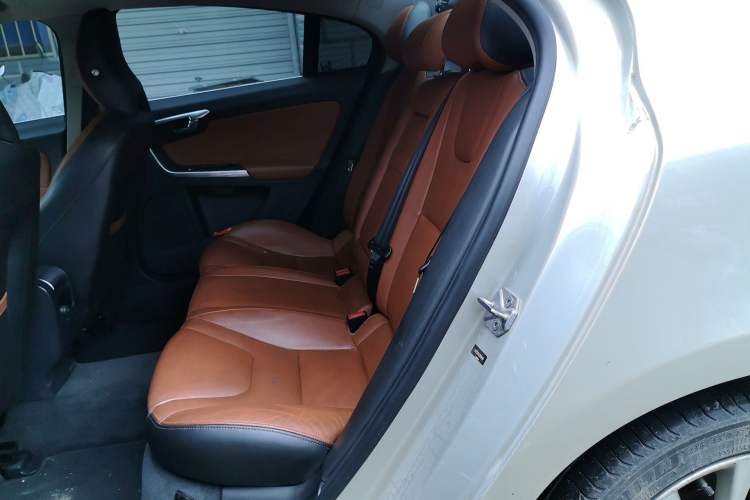 Used Volvo S60 2017 S60L T4 Smart Range Edition Left Rear Seat
