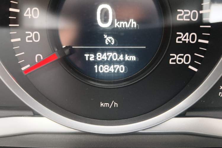 Used Volvo S60 2017 S60L T3 Smart Upgrade Edition Odometer Close Up