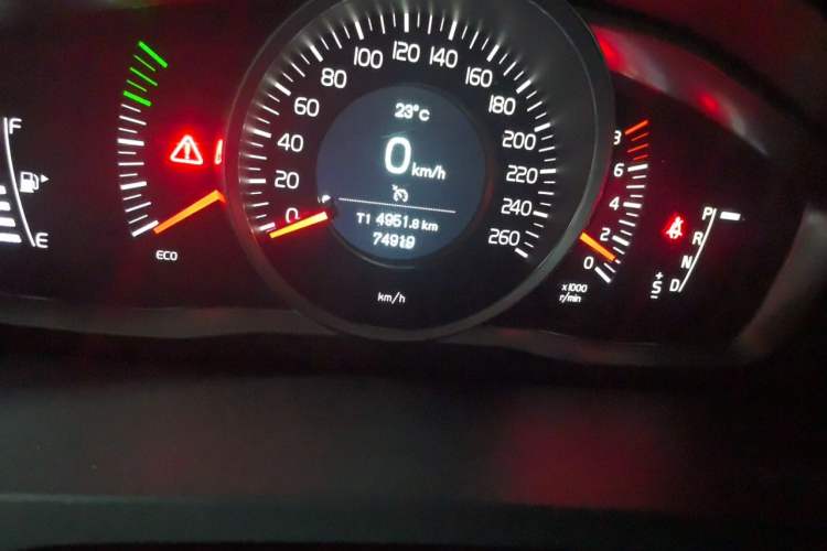 Used Volvo S60 2017 S60L T3 Smart Upgrade Edition Odometer Close Up
