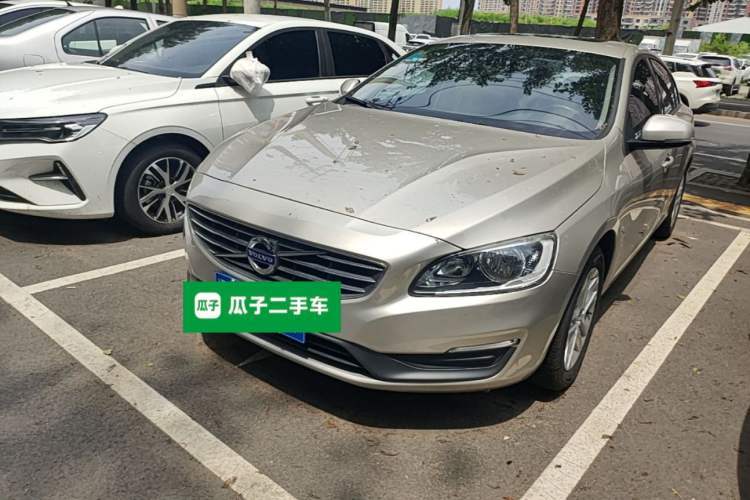Used Volvo S60 2017 S60L T3 Smart Drive Edition Guazi used car, China used car export, Used car for sale, Used cars, Cheapest cars for sale