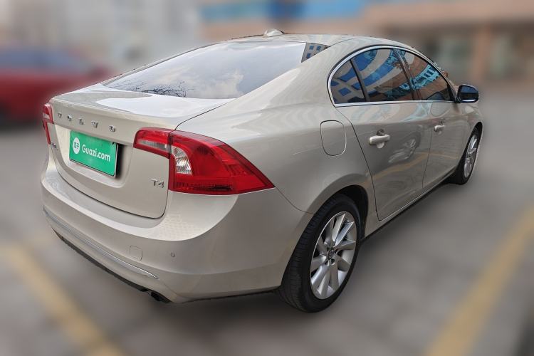Used Volvo S60 2017 S60L T4 Smart Range Edition Rear Right 45 Deg