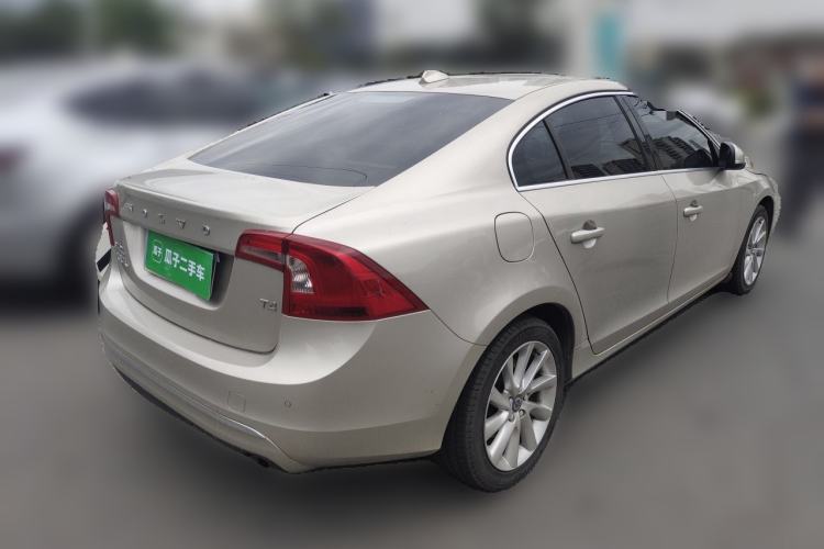 Used Volvo S60 2017 S60L T4 Smart Range Edition Rear Right 45 Deg