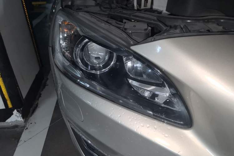 Used Volvo S60 2017 S60L T3 Smart Upgrade Edition Right Front Headlight