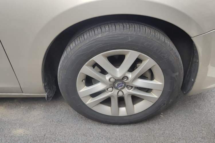 Used Volvo S60 2017 S60L T3 Smart Upgrade Edition Right Front Wheel Hub