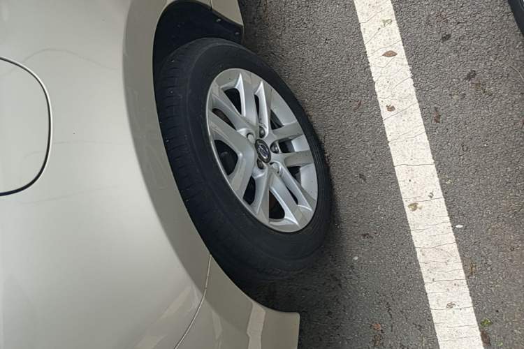 Used Volvo S60 2017 S60L T3 Smart Drive Edition Right Rear Wheel Hub