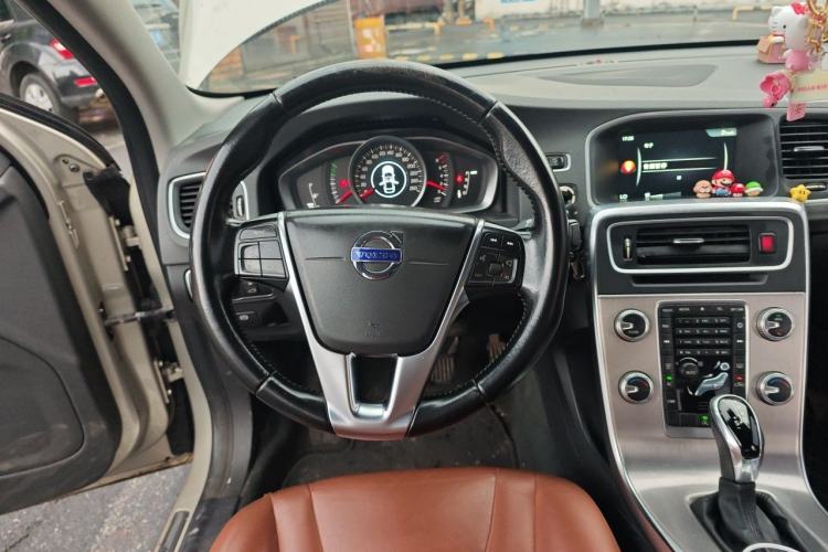 Used Volvo S60 2017 S60L T3 Smart Upgrade Edition Steering Wheel