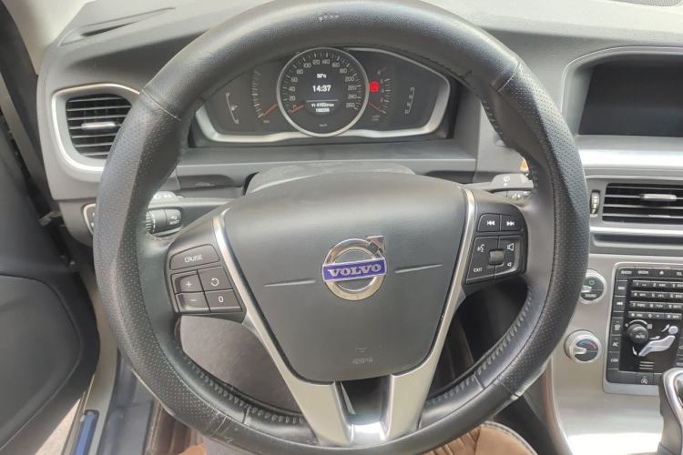 Used Volvo S60 2017 S60L T3 Smart Upgrade Edition Steering Wheel