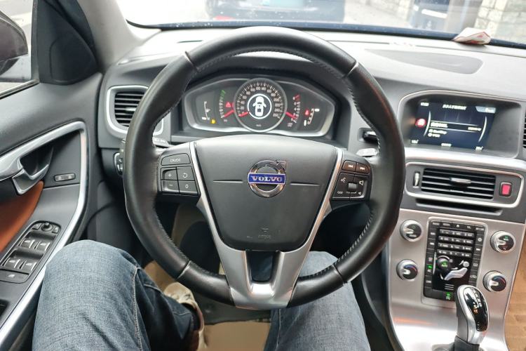 Used Volvo S60 2017 S60L T3 Smart Upgrade Edition Steering Wheel