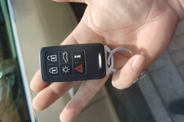 Used Volvo S60 2017 S60L T5 Intelligent Drive Edition Vehicle Key