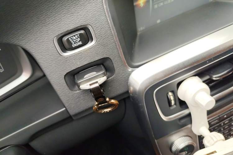 Used Volvo S60 2017 S60L T3 Smart Drive Edition Vehicle Key