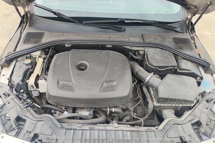 Used Volvo S60 2017 S60L T4 Smart Range Edition Engine Bay