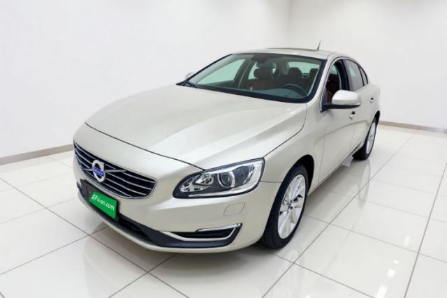 Volvo S60 2017 S60L T4 Smart Range Edition usado