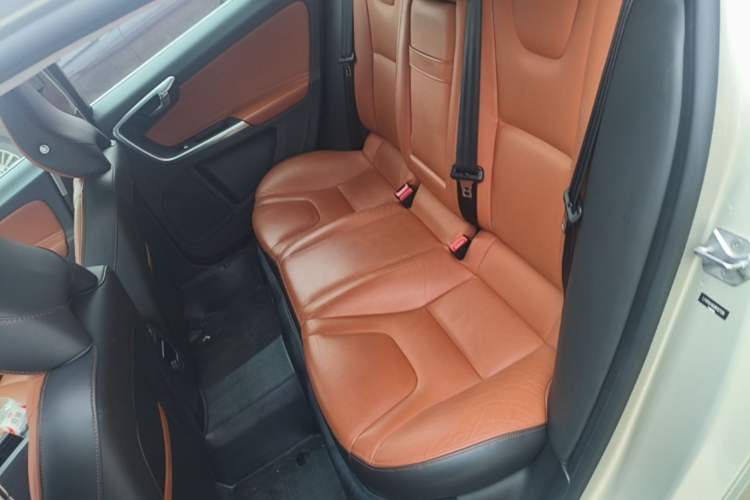 Used Volvo S60 2017 S60L T4 Smart Range Edition Left Rear Seat