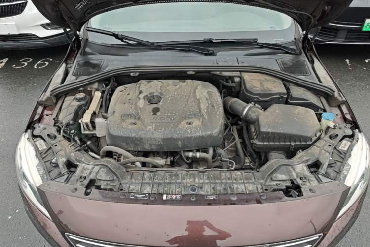 Used Volvo S60 2017 S60L T3 Smart Upgrade Edition Engine Bay