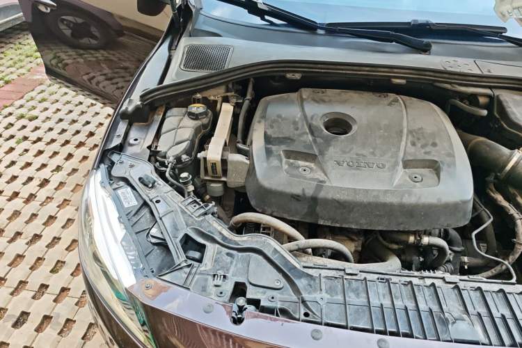 Used Volvo S60 2017 S60L T4 Smart Range Edition Engine Bay Right