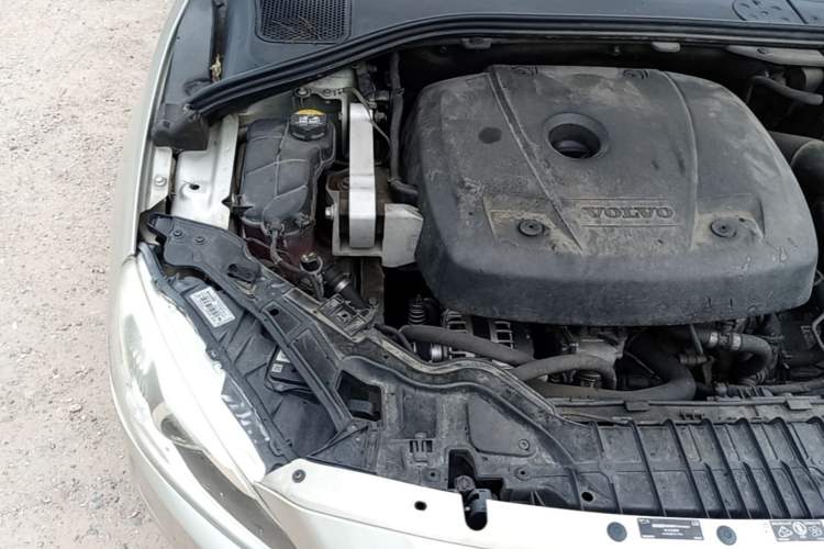 Used Volvo S60 2017 S60L T5 Intelligent Drive Edition Engine Bay Right