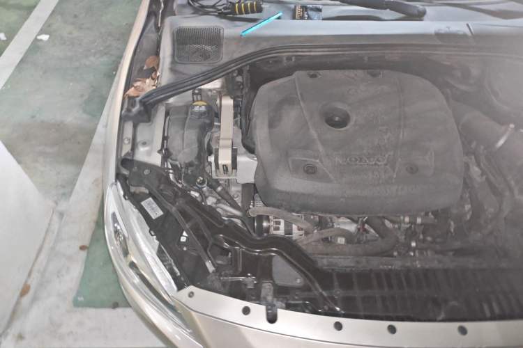 Used Volvo S60 2017 S60L T3 Smart Upgrade Edition Engine Bay Right