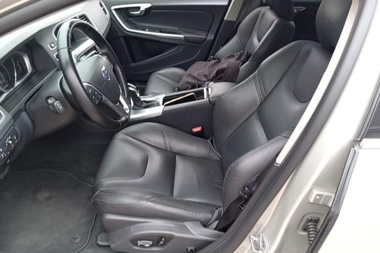 Used Volvo S60 2017 S60L T5 Intelligent Drive Edition Left Front Seat