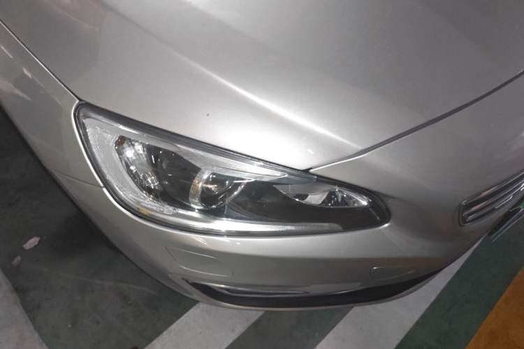 Used Volvo S60 2017 S60L T3 Smart Upgrade Edition Right Front Headlight