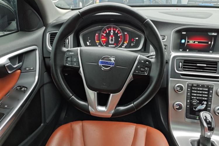 Used Volvo S60 2017 S60L T3 Smart Upgrade Edition Steering Wheel