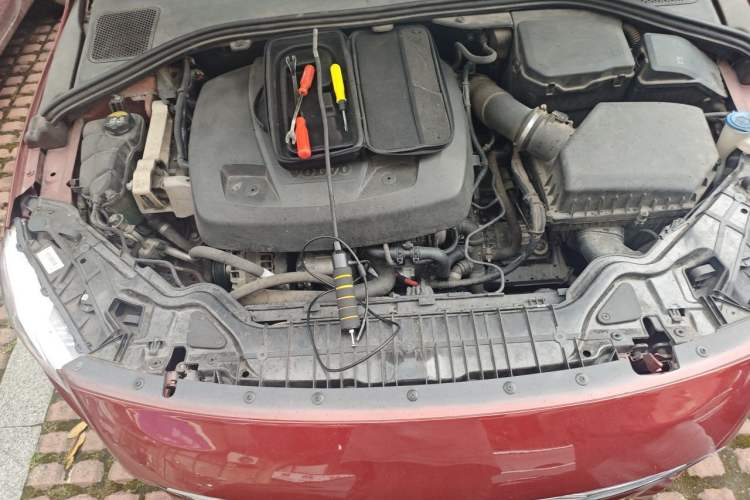 Used Volvo S60 2017 S60L T3 Smart Upgrade Edition Engine Bay