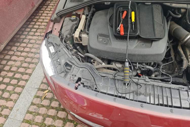 Used Volvo S60 2017 S60L T3 Smart Upgrade Edition Engine Bay Right