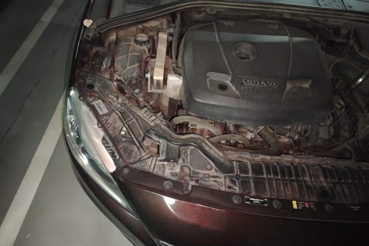 Used Volvo S60 2017 S60L T3 Smart Upgrade Edition Engine Bay Right