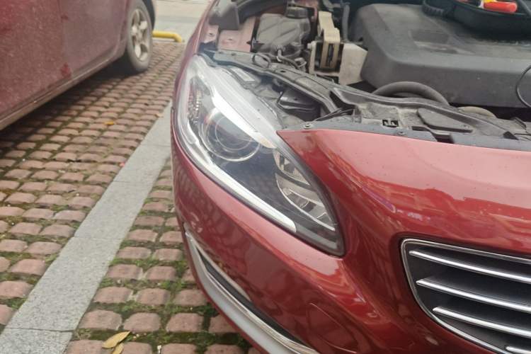 Used Volvo S60 2017 S60L T3 Smart Upgrade Edition Right Front Headlight