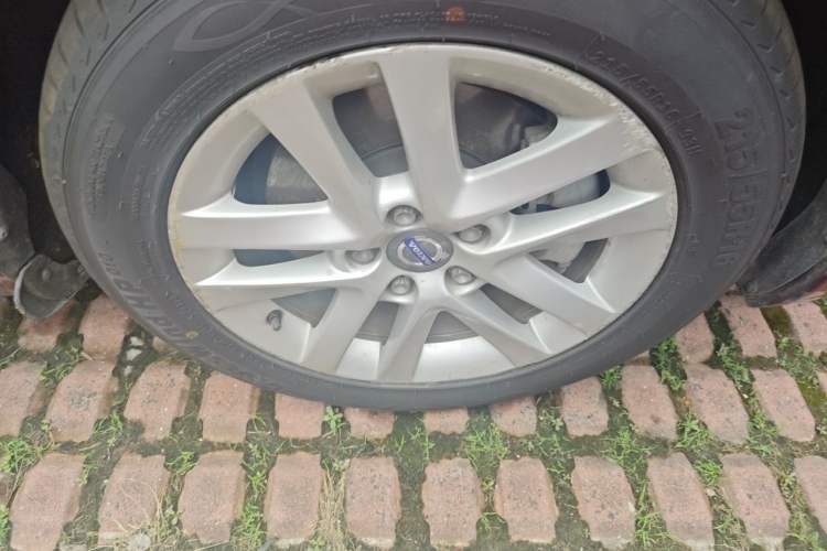 Used Volvo S60 2017 S60L T3 Smart Upgrade Edition Right Front Wheel Hub