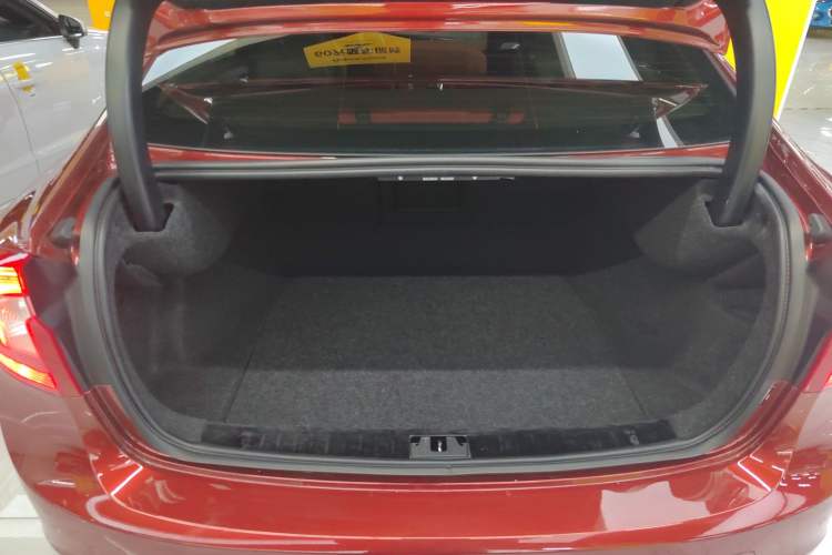 Used Volvo S60 2017 S60L T4 Smart Range Edition Trunk