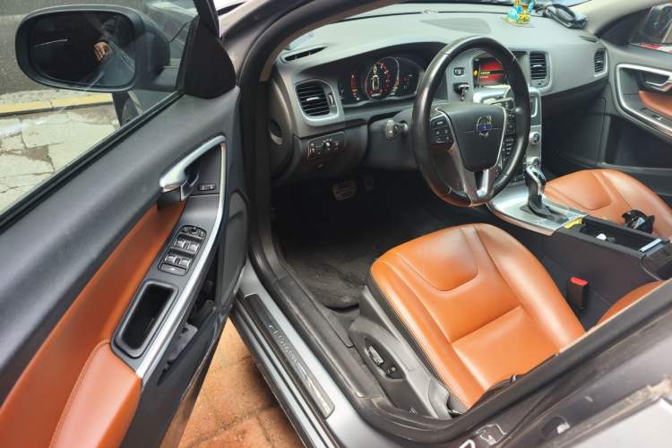Used Volvo S60 2017 S60L T4 Smart Range Edition Driver Seat
