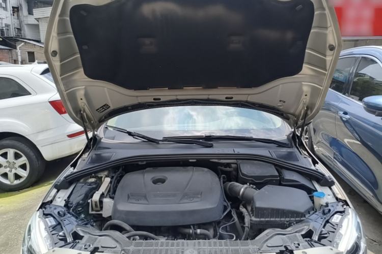 Used Volvo S60 2017 S60L T3 Smart Upgrade Edition Engine Bay