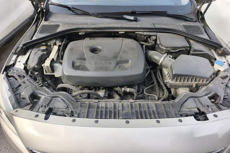 Used Volvo S60 2017 S60L T3 Smart Upgrade Edition Engine Bay