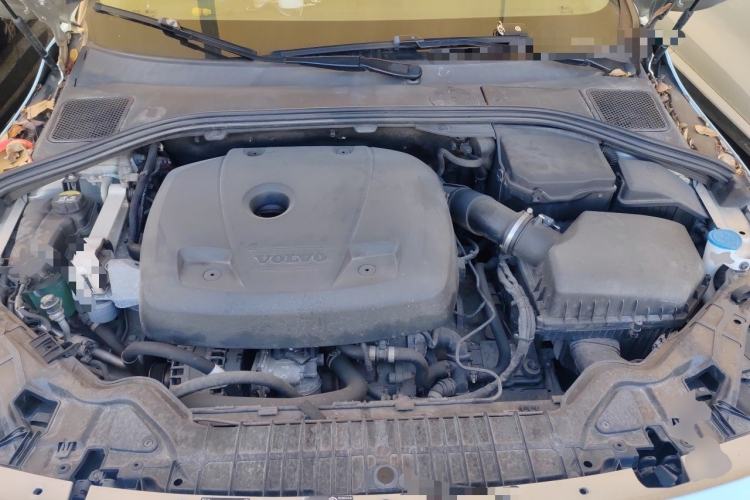 Used Volvo S60 2017 S60L T4 Smart Range Edition Engine Bay