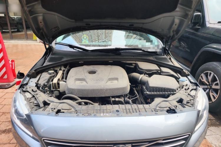 Used Volvo S60 2017 S60L T4 Smart Range Edition Engine Bay